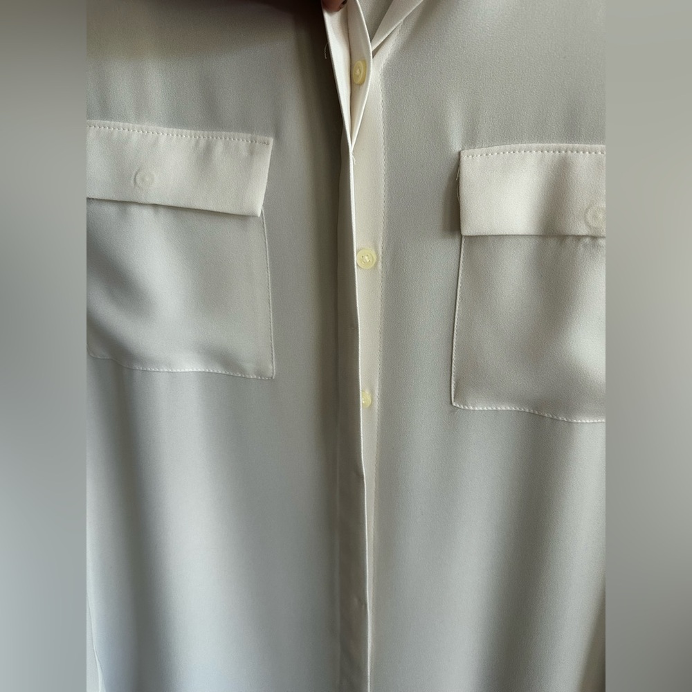 LOFT Ivory Long Sleeve Blouse, Like New - Picture 4 of 6